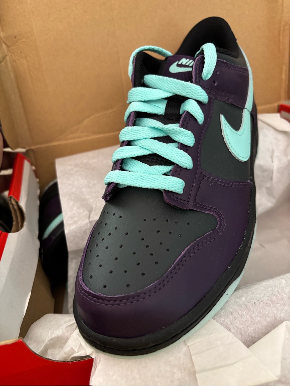 Nike big Kids Sneakers Purple with Mint Laces 6.5 m 8 wm - Picture 6 of 6